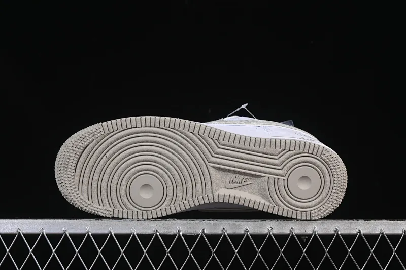All categories Nk Air Force 1 Air Force series Nk Air Force 1 Low Air Force low-top Nike Air Force 1'07 Low Gucci co-branded beige denim luminous Air Force 1 low-top casual sneakers XX3168-197